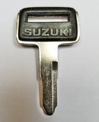 Suzuki Logo SUZ11 Square Head